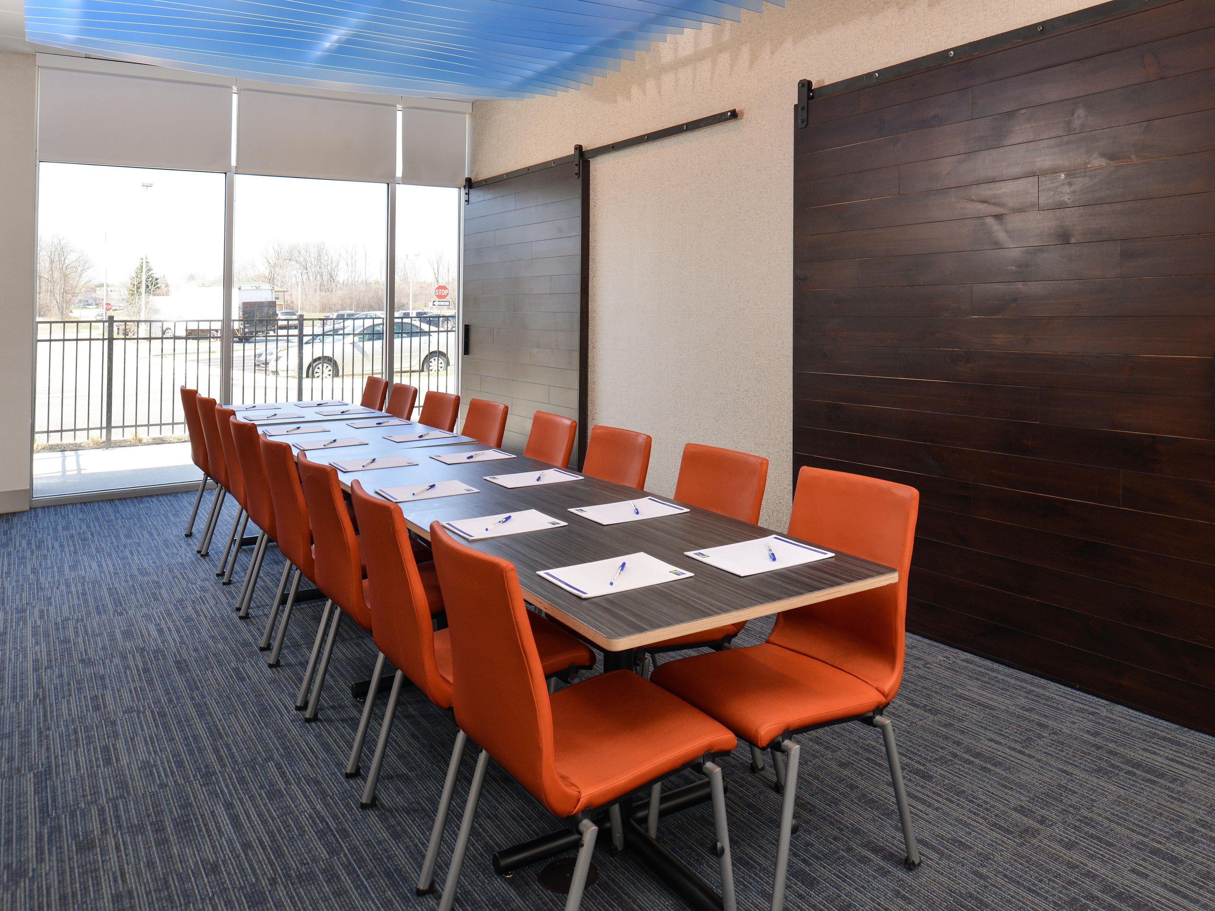 Holiday Inn Express & Suites - Brighton South - Us 23 By Ihg Zewnętrze zdjęcie