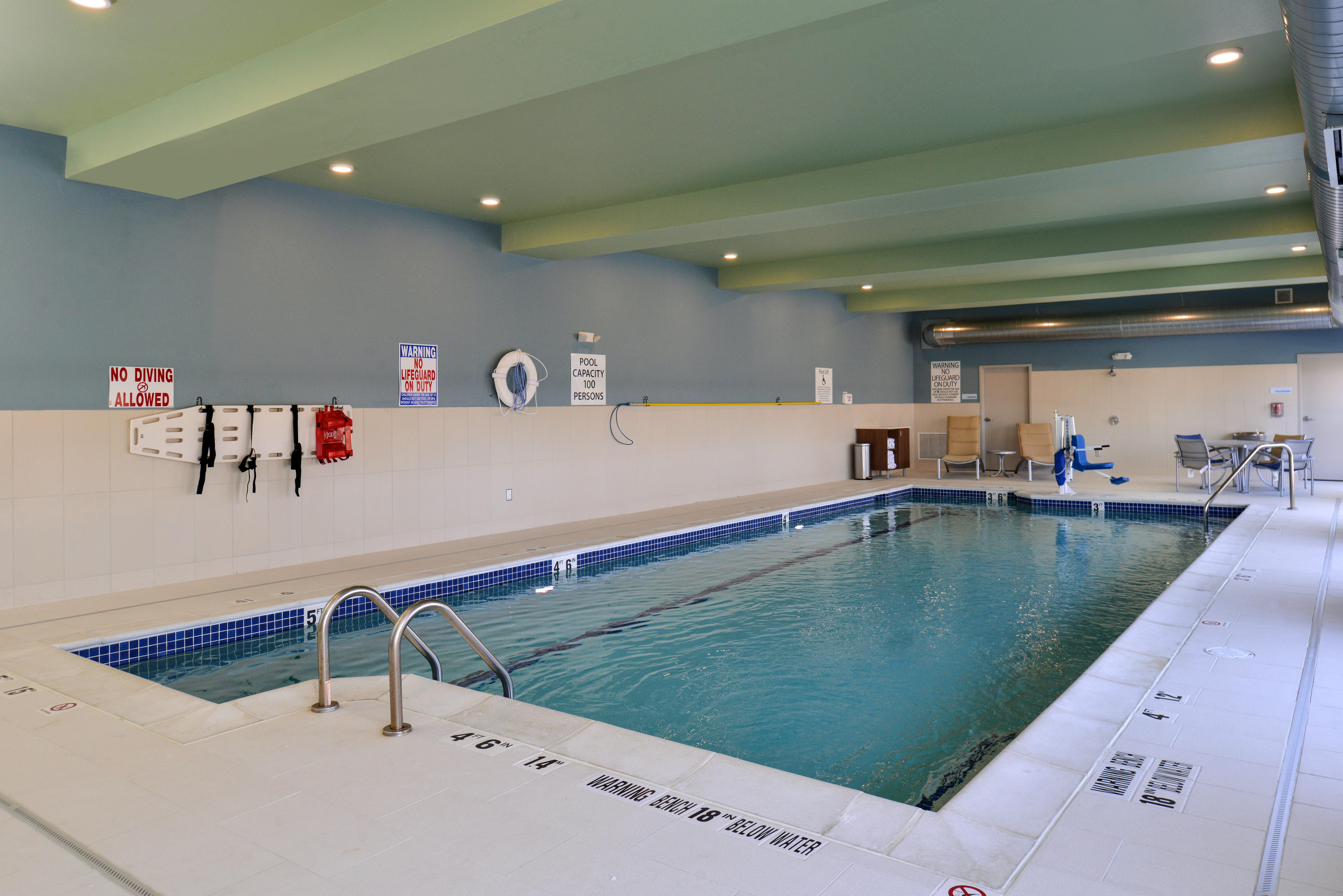 Holiday Inn Express & Suites - Brighton South - Us 23 By Ihg Zewnętrze zdjęcie
